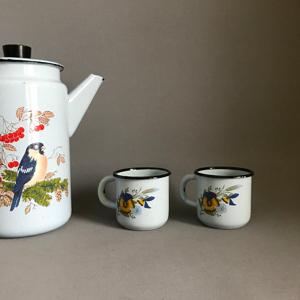 Enamel cups